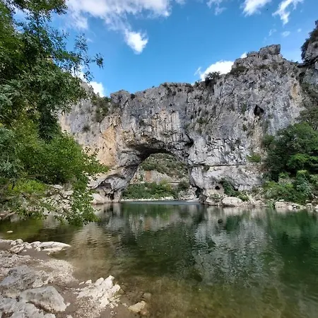 Village De La Fontinelle *
